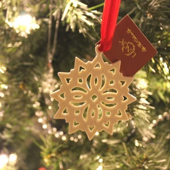 NEW - Lenox Holiday 5 Piece Ornament Set - Picture 2 of 7